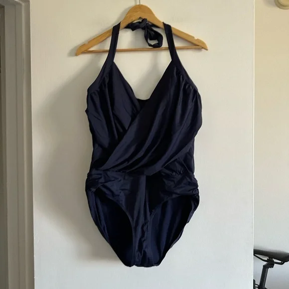 Athleta Navy Blue Wrap Halter Tie Slimming One Piece Swimsuit size 40 B/C EUC - Picture 4 of 12